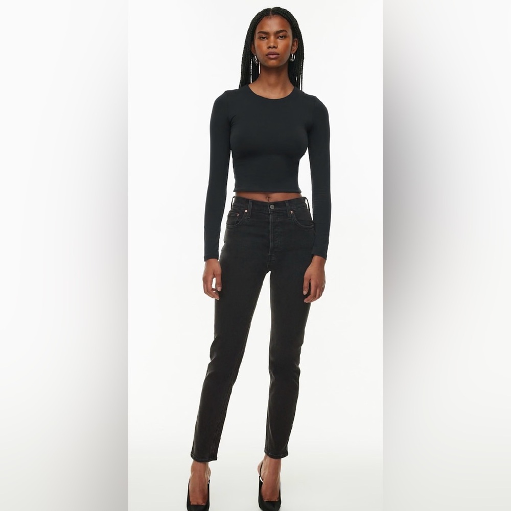 Aritzia Denim Forum Jeans The Yoko High Rise Slim Jeans Black Denim Size 26 27